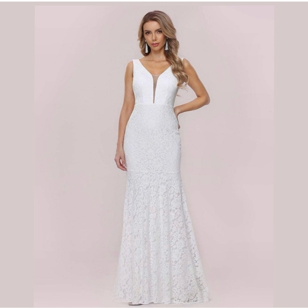 Ever Pretty White Lace Sleeveless V Neck Wedding Dress